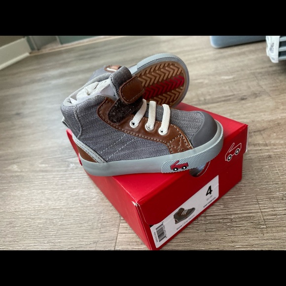 See Kai run shoes. - Picture 2 of 6